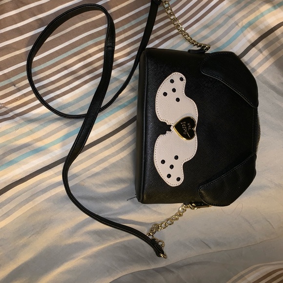 SOLD Betsey Johnson Dome Dog Purse - Picture 2 of 8